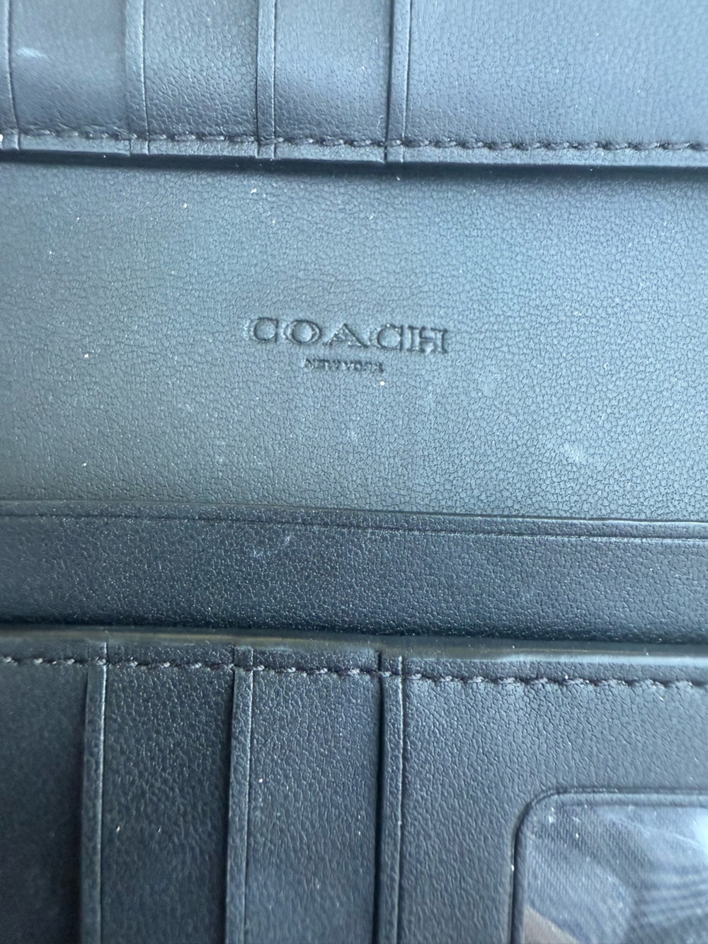 Coach Black Leather Wallet with Gold 'C' Emblem - Picture 7 of 12